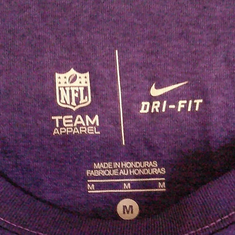 Nike‎ NFL Minnesota Vikings Women's T-Shirt Dri-Fit Team Apparel Purple M